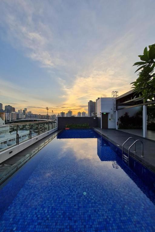 Aqueen Prestige Hotel Lavender シンガポール エクステリア 写真