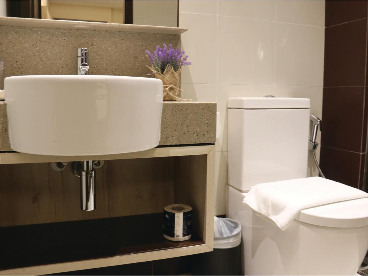 Aqueen Prestige Hotel Lavender シンガポール エクステリア 写真