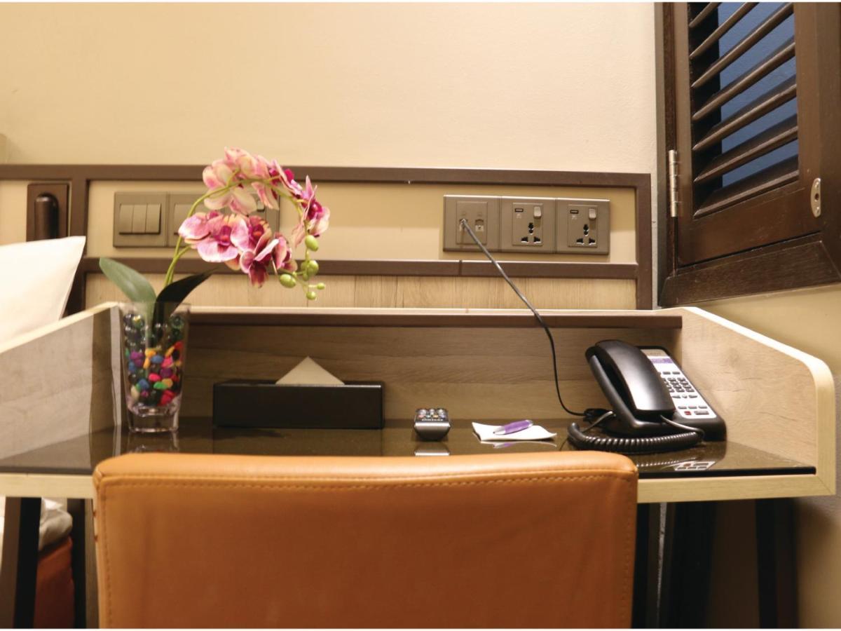 Aqueen Prestige Hotel Lavender シンガポール エクステリア 写真